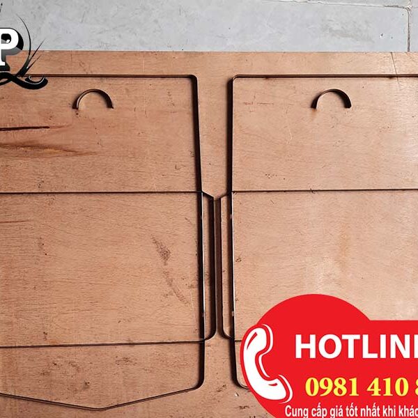 giá khuôn bế thiệp cưới