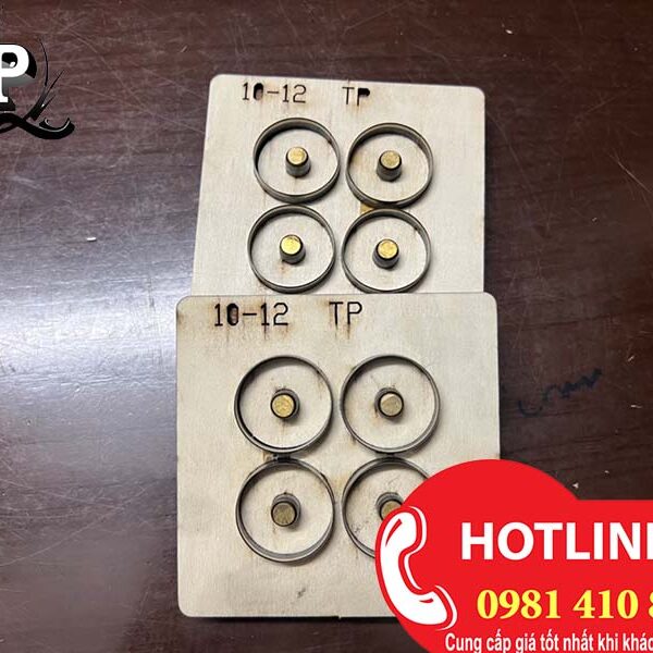 Khuôn Dập Thảm Nỉ